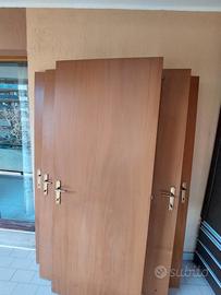 5 Porte in Legno 