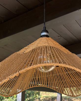 Lampadario in rattan
