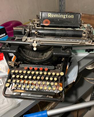 Macchina scrivere Remington