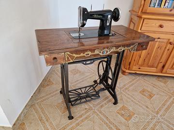macchina da cucire restaurata