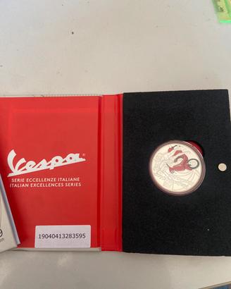 Moneta 5 euro argento vespa rossa