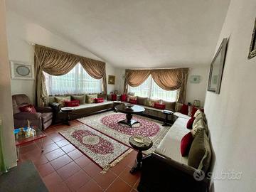 Villa di 315 m² con più di 5 locali a Asigliano Ve