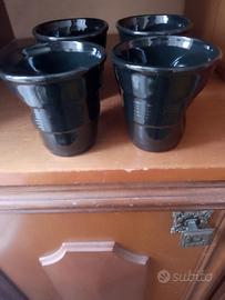 4 bicchieri neri il c'eramica