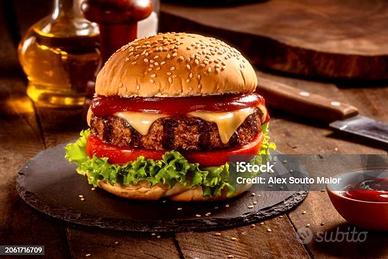 Hamburgeria birreria zona stadio