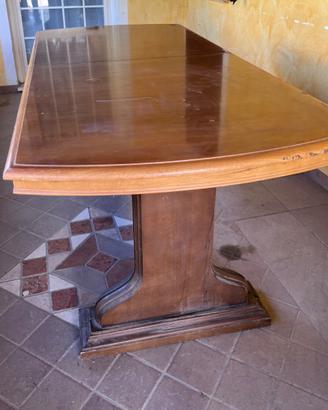 Tavolo in legno allungabile
