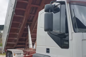 Motrice iveco 420 pneumatico trilaterale retarder