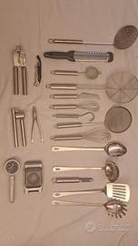 Lotto 20 utensili da cucina inox – tagliauova etc.
