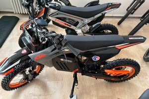 Pit bike elettriche USA demo perfette