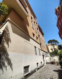 Appartamento Circonvallazione Gianicolense - Monte