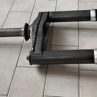 Forcella completa con pinza freno Brembo