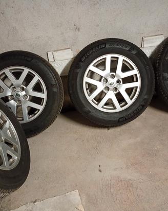 Cerchi Land Rover e pneumatici invernali 