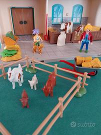 Fattoria playmobil portatile completa