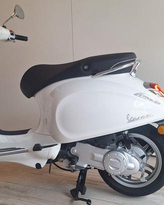 Vespa Piaggio 50 Primavera Sprint 
