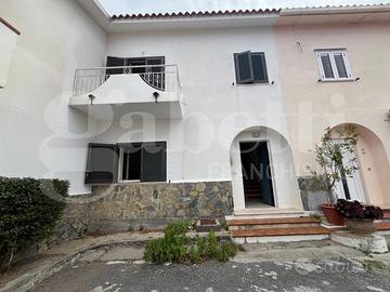 Villa a schiera Scalea [49VRG]