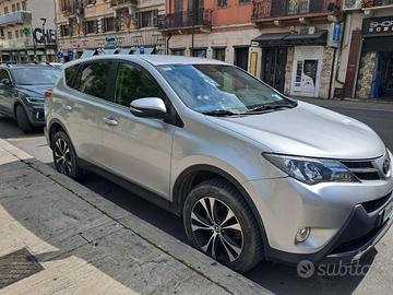 toyota rav 4   2.0 4ruote motrici 