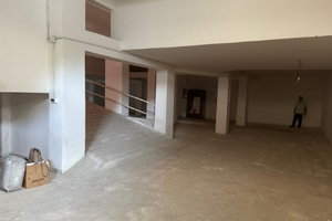 Locale commerciale Deposito/Laboratorio/Garage