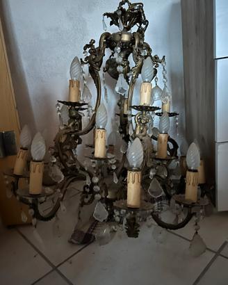 Lampadario antico in cristallo