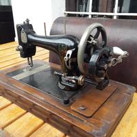 macchina da cucire fine '800 epoca 