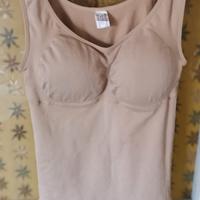 Canotta modellante(shapewear) con coppe