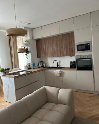Cucina e intero arredamento PARI AL NUOVO