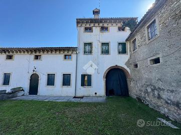 CASA SEMINDIPENDENTE A TARZO