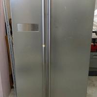 Frigorifero Samsung molto spazioso 