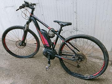 Mountain bike elettrica Summit 1.0 e Bosch 29"