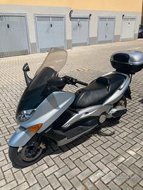 Yamaha T Max - 2001