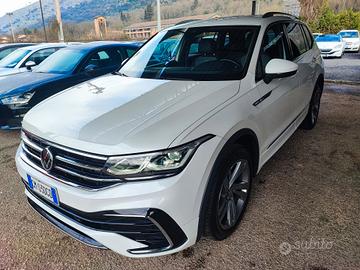 Volkswagen Tiguan 2.0 TDI SCR DSG 4MOTION R-Line