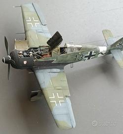 2 modelli aerei 1/48