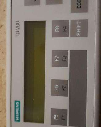 Siemens td200 6es7272-0AA30-0ya1