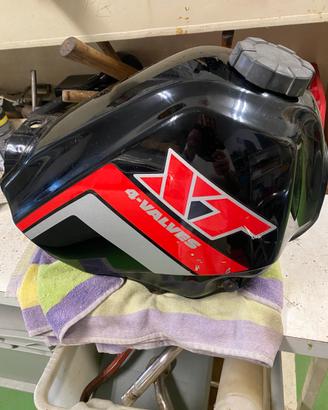 Serbatoio Yamaha XT600