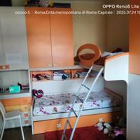 Cameretta ad angolo per bambine/bambini con 3 lett