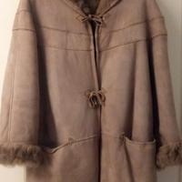 Cappotto in montone shearling