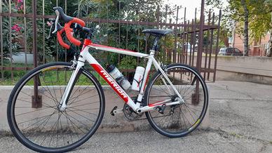 Bici da corsa Merida Road 106