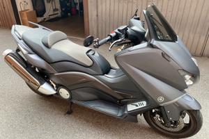 Yamaha Tmax 530