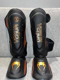 Venum Elite Evo parastinchi taglia L – mai usati