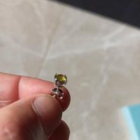 orecchino oro bianco 18 carati sfere/ titanite