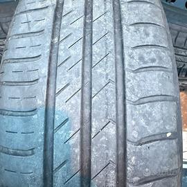 Gomme invernali/estive 185/60/15 con cerchi Opel
