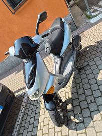 aprilia sr 125 2t