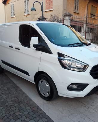Ford Transit Custom 280 L1H1 TREND 2.0 ECOBLUE HYB