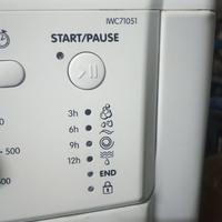 Lavatrice Indesit IWC71051 guasta per ricambi