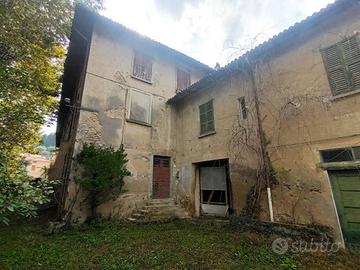 Palazzo / Stabile di 1775 m² a Olginate