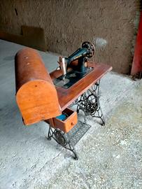 macchina da cucire vintage