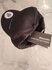 cappello berretto bianchi