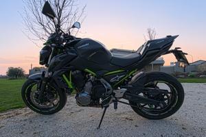 Kawasaki Z 650 Patente A2
