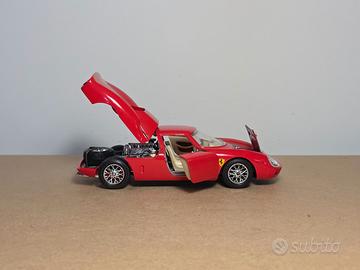 Modellino Ferrari 1/24