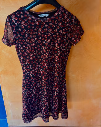 Vestito da donna manica corta