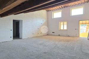 4 LOCALI A SPOLETO