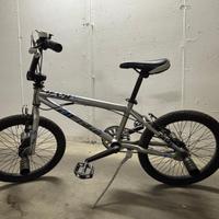 Bicicletta Bmx da bambino